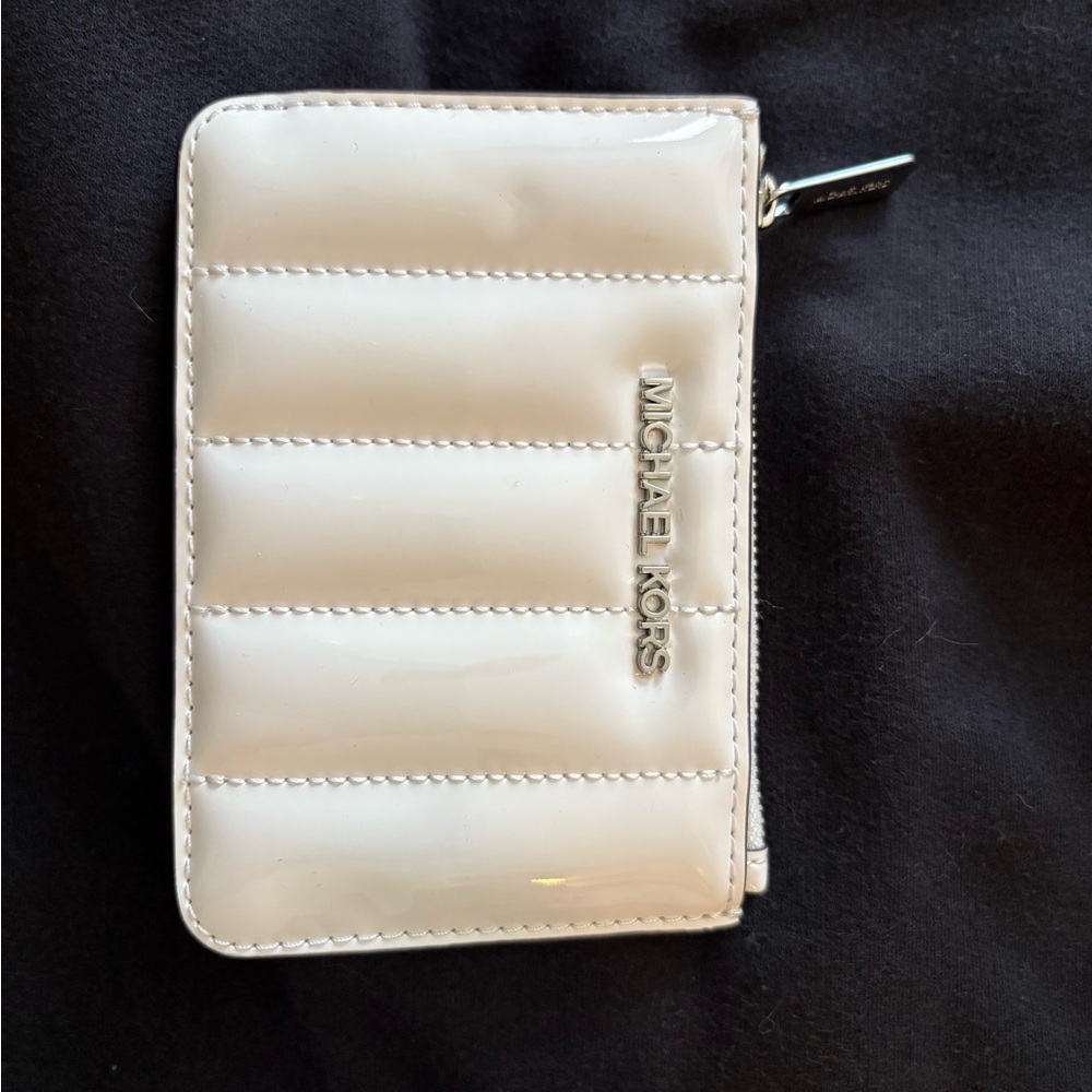 Michael Kors Cream Card Holder with Zip